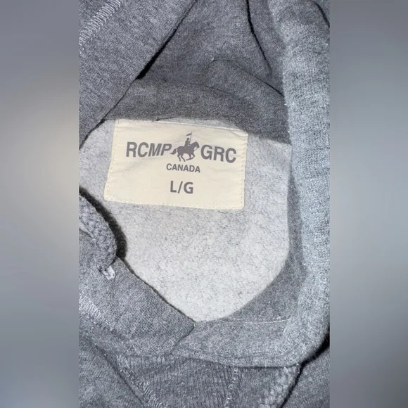 Gray RCMP GRC Canada Sweatshirt COZY - Picture 3 of 5